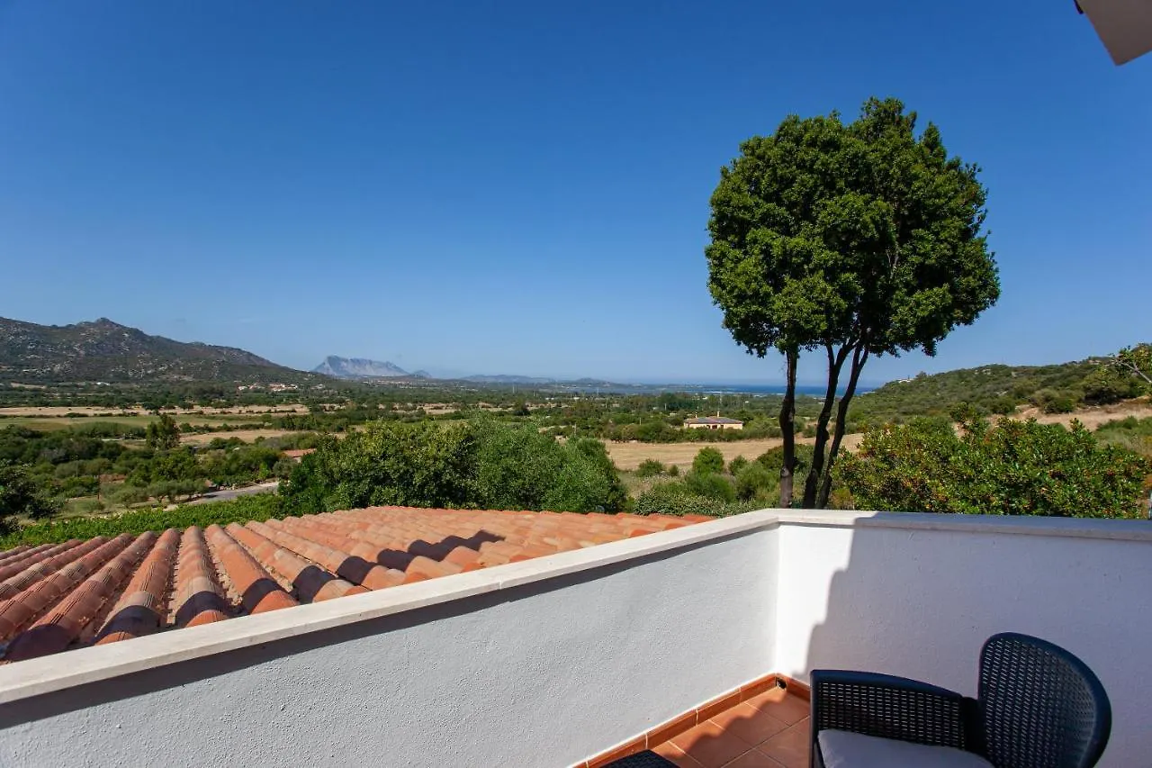 La Casa In Collina - Affittacamere Con Vista Mare Lu Lioni Italie