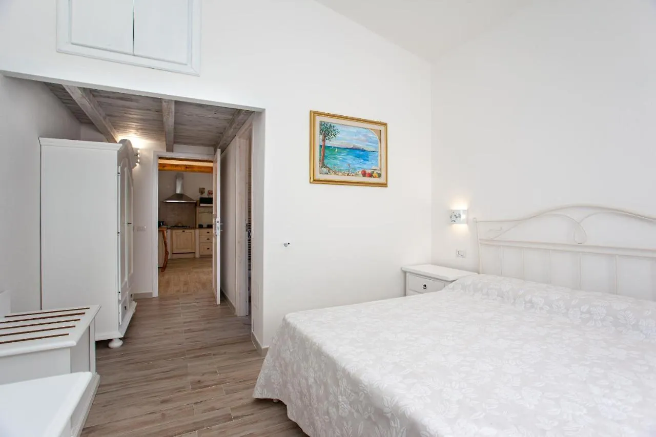 Maison d'hôtes La Casa In Collina - Affittacamere Con Vista Mare Lu Lioni