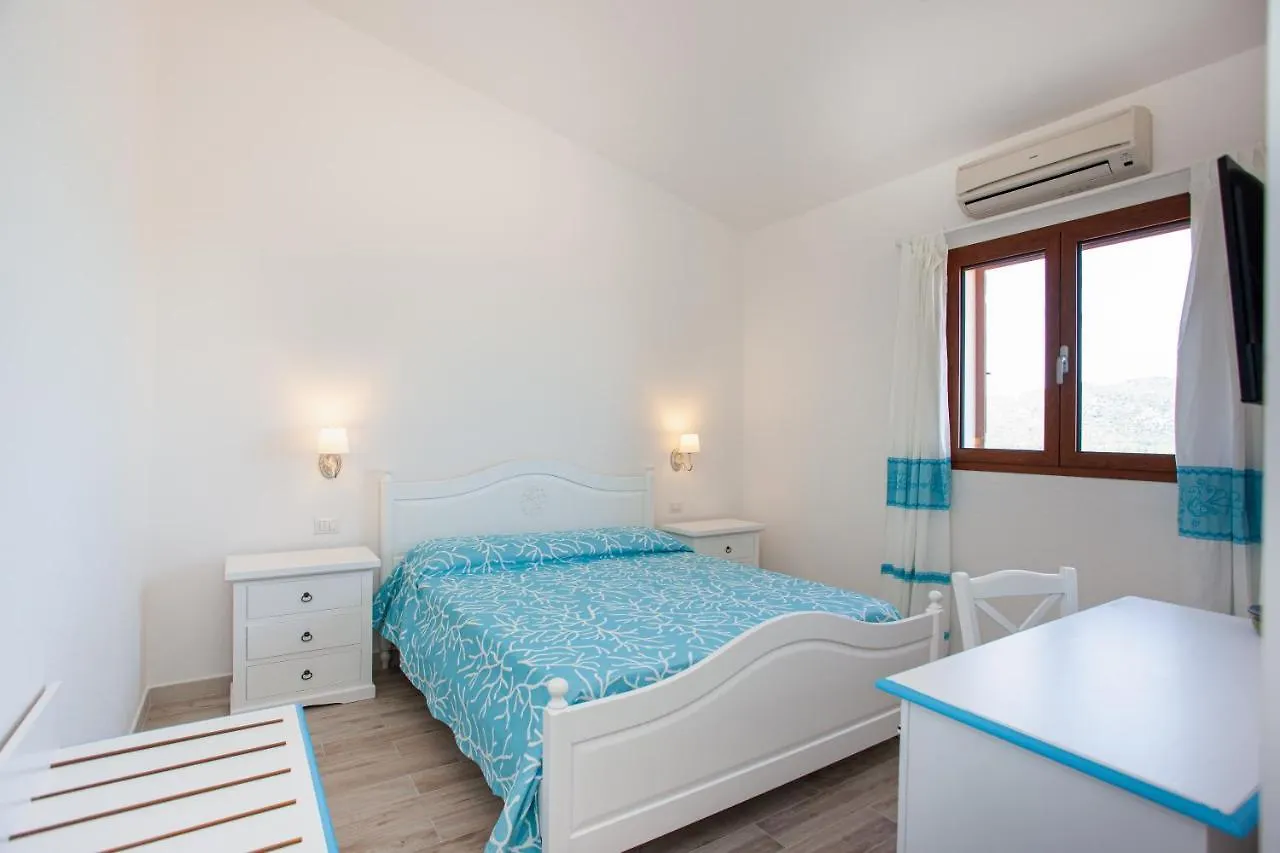La Casa In Collina - Affittacamere Con Vista Mare Lu Lioni 0*,